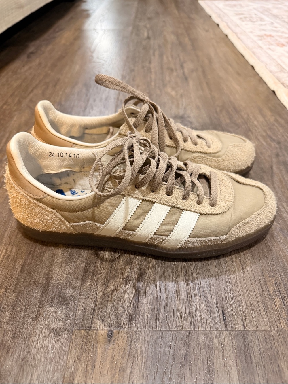 ADIDAS Beige and White Women’s Suede Casual Sneakers